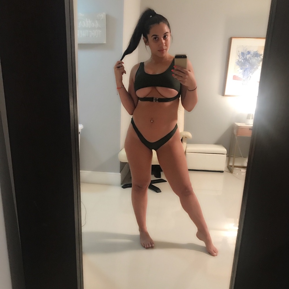 Two piece set